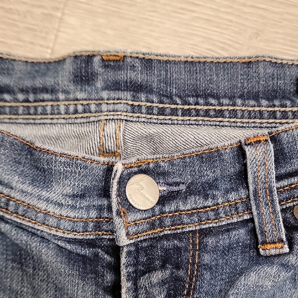 Citizens Of Humanity Ingrid Flare Jeans - Picture 4 of 16